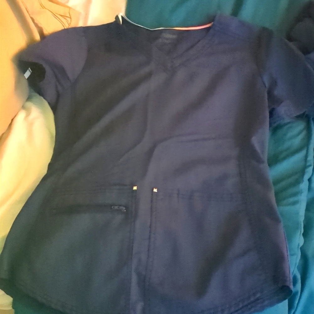 Scrubstar scrubs set